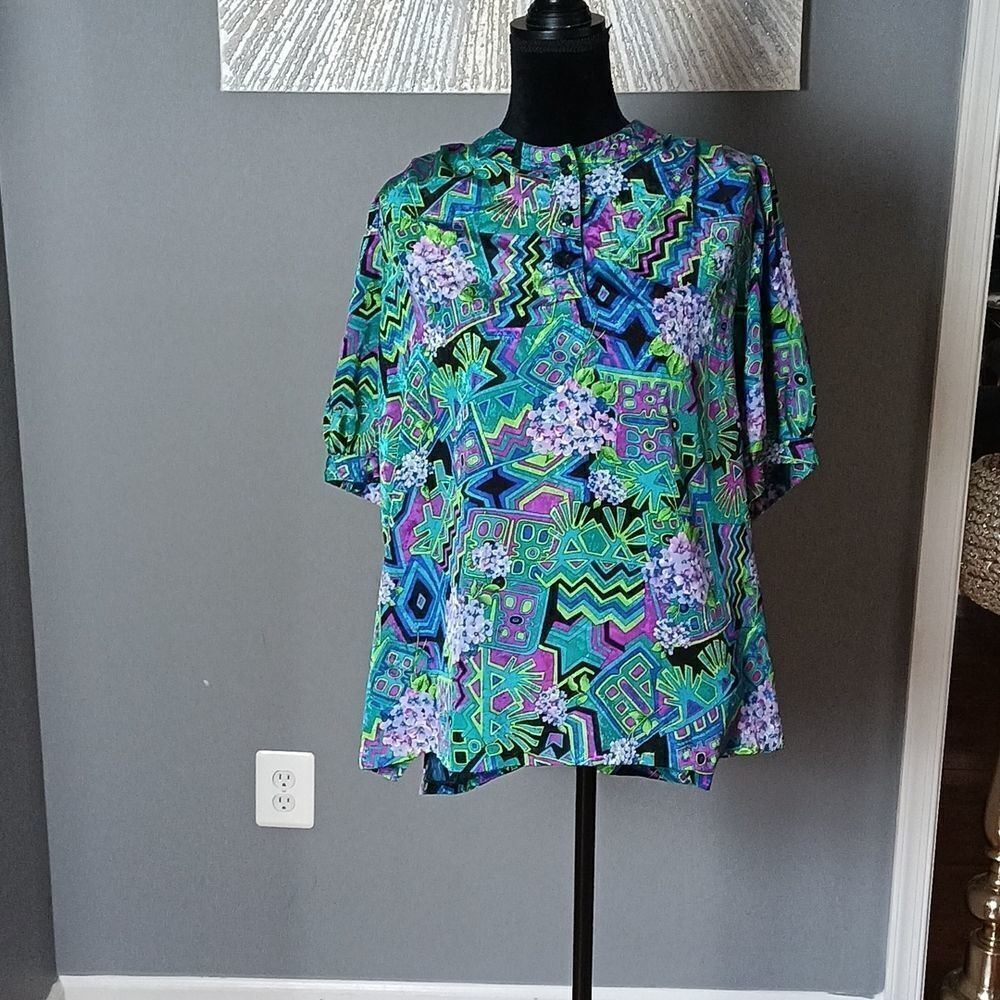 Vintage short sleeve top